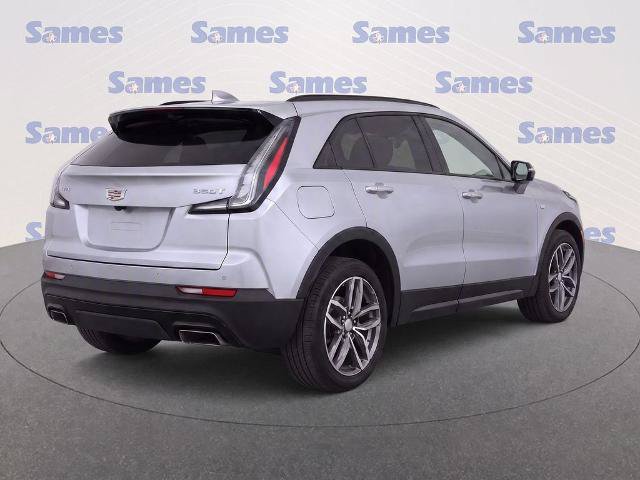 Used 2023 Cadillac XT4 Sport w/ Enhanced Visibility Package FWD image 3