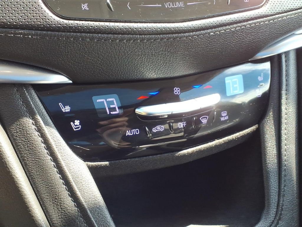 Used 2019 Cadillac XT5 Premium Luxury AWD/4WD image 24