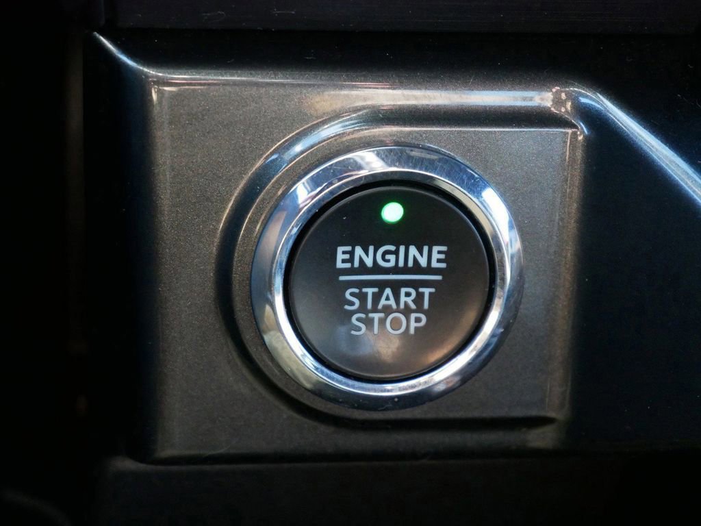 Certified 2022 Ford F150 XLT w/ Equipment Group 302A High image 22