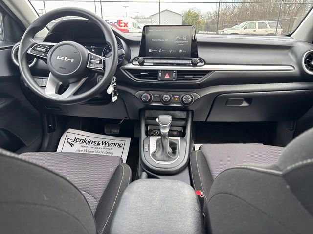 Used 2024 Kia Forte LXS w/ LXS Technology Package image 11