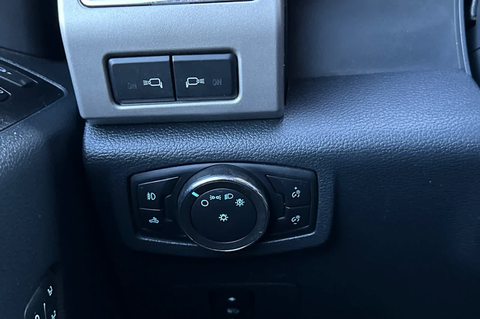 Certified 2022 Ford F250 Lariat w/ Lariat Value Package AWD/4WD image 30