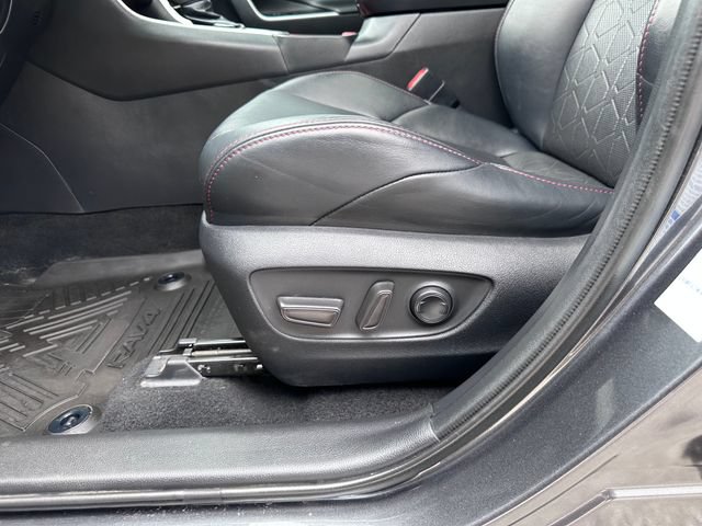 Used 2020 Toyota RAV4 TRD Off-Road AWD/4WD image 12