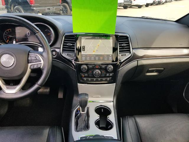Used 2020 Jeep Grand Cherokee Overland w/ Interior Metal Package AWD/4WD image 19