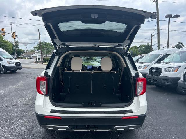 Certified 2023 Ford Explorer XLT w/ Equipment Group 202A AWD/4WD image 15