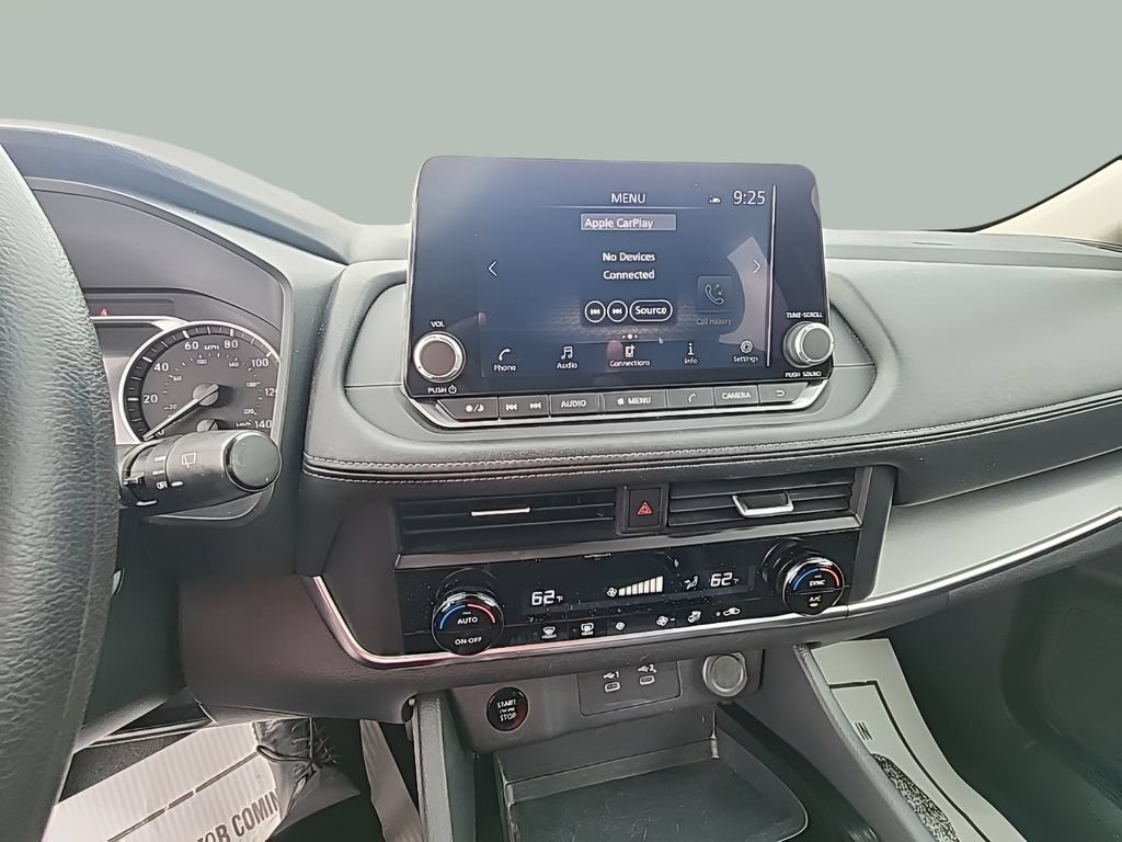 Used 2024 Nissan Rogue SV AWD/4WD image 25