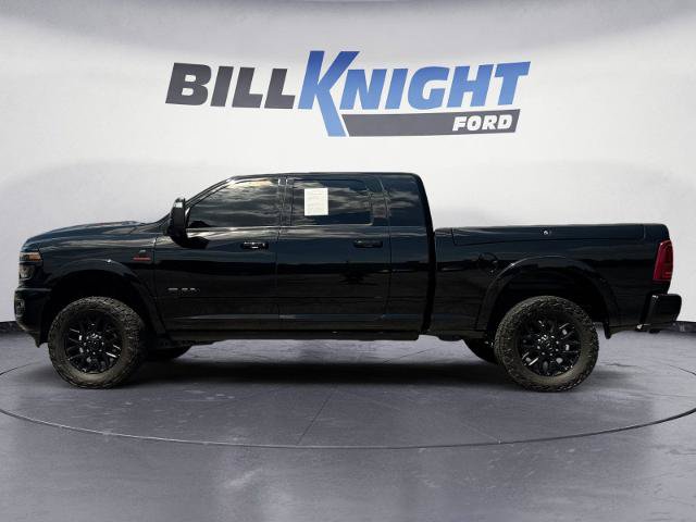 Used 2025 RAM 2500 Limited AWD/4WD image 2