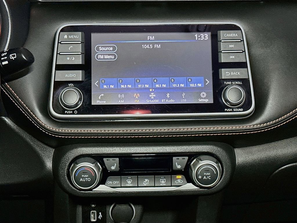 Used 2020 Nissan Kicks SR w/ SR Premium Package FWD image 14