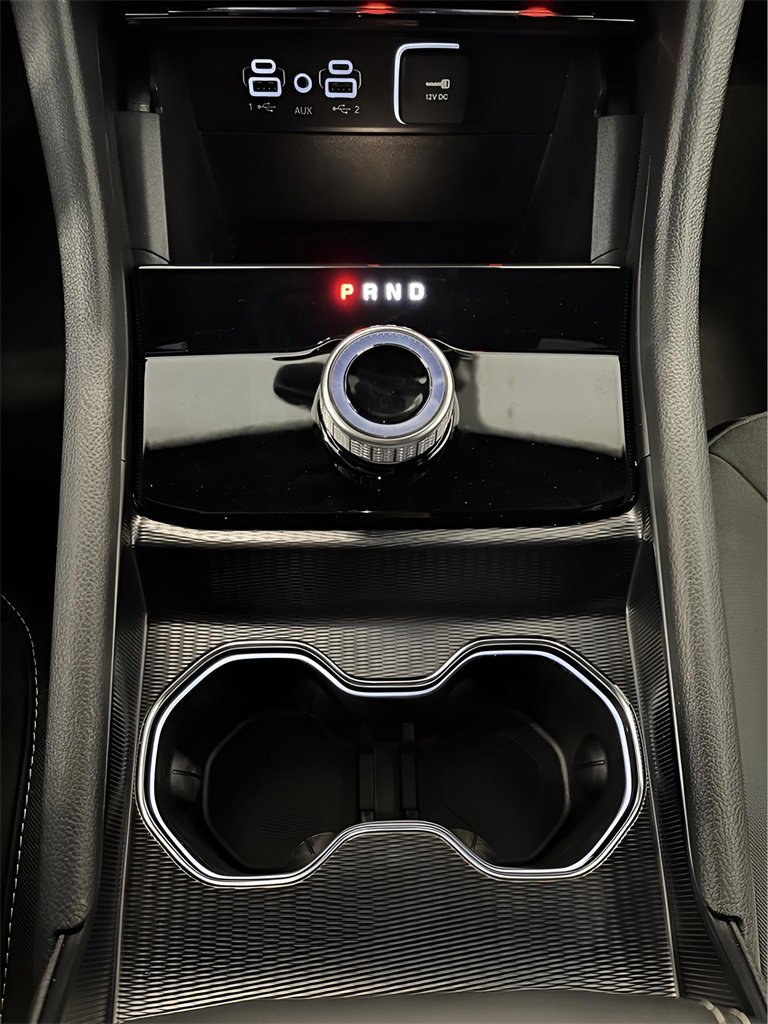 Used 2024 Jeep Grand Cherokee L Laredo image 25