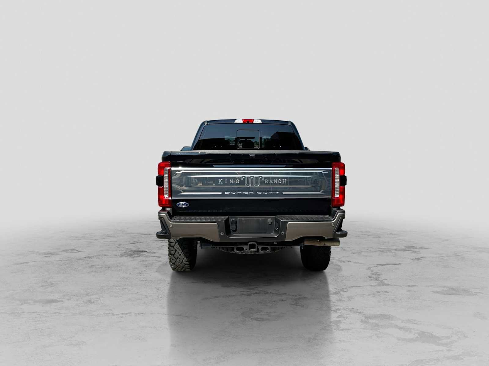 Certified 2023 Ford F250 King Ranch w/ Tremor Off-Road Package AWD/4WD image 5