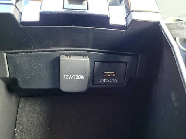 Used 2021 Toyota Corolla LE image 20