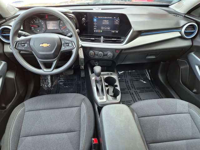 Used 2026 Chevrolet Trax LS FWD image 22