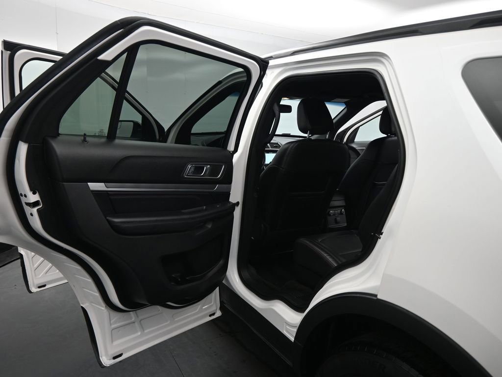 Certified 2018 Ford Explorer Sport image 45