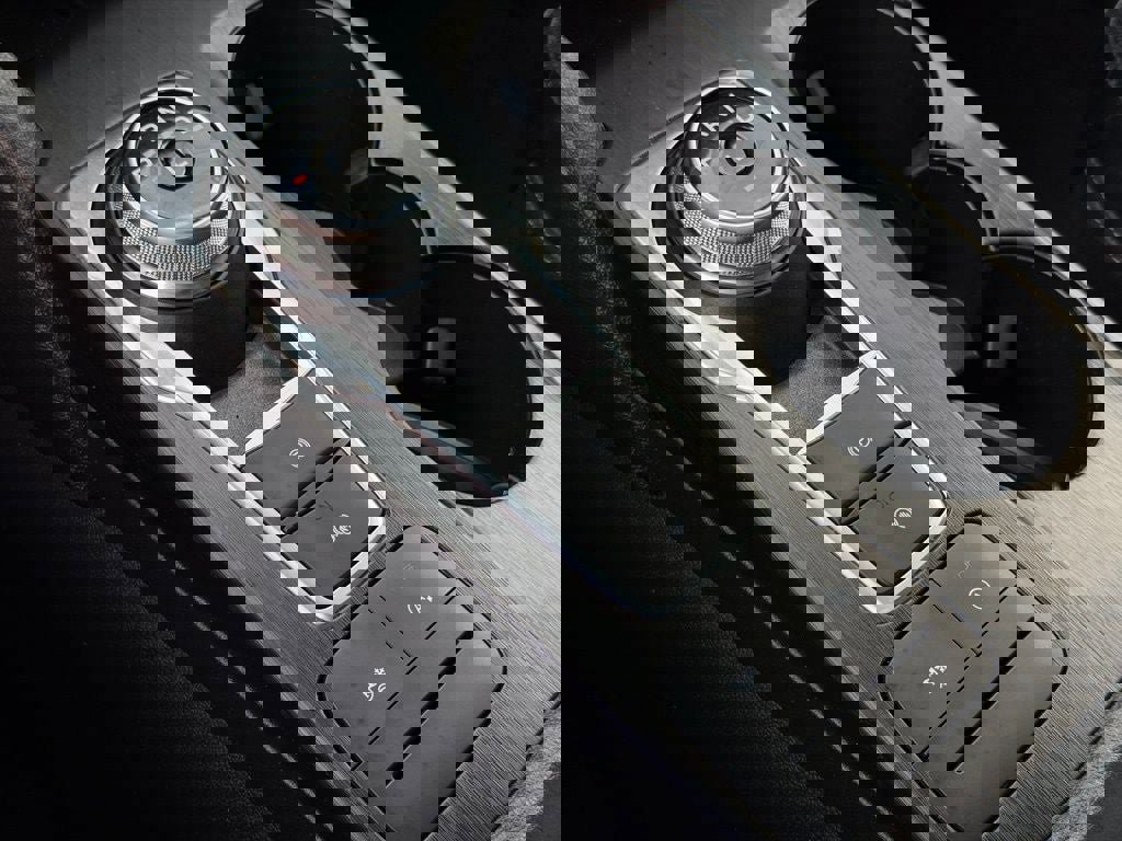 Certified 2022 Ford Escape SEL image 38