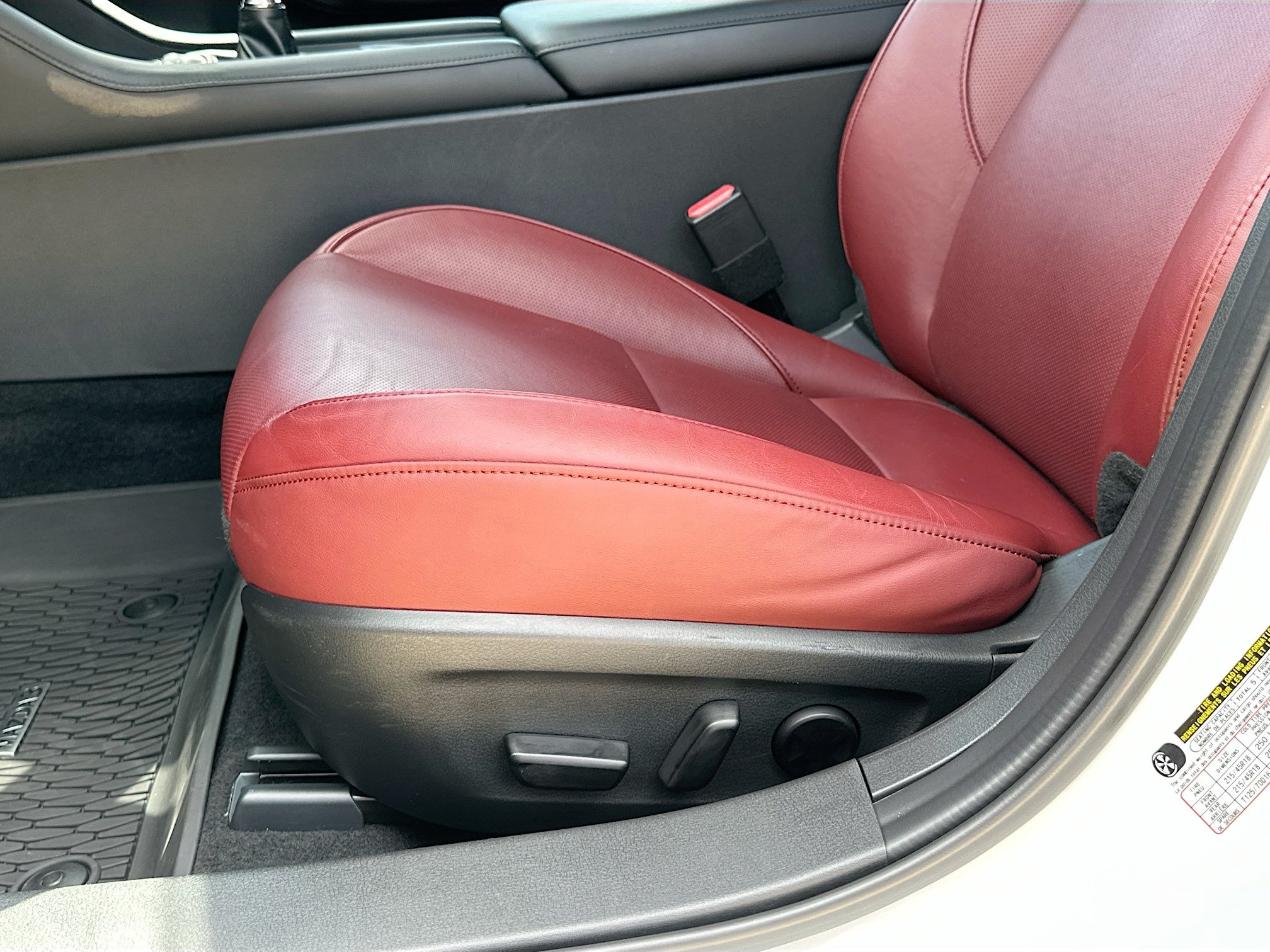 Used 2024 MAZDA MAZDA3 s FWD image 20