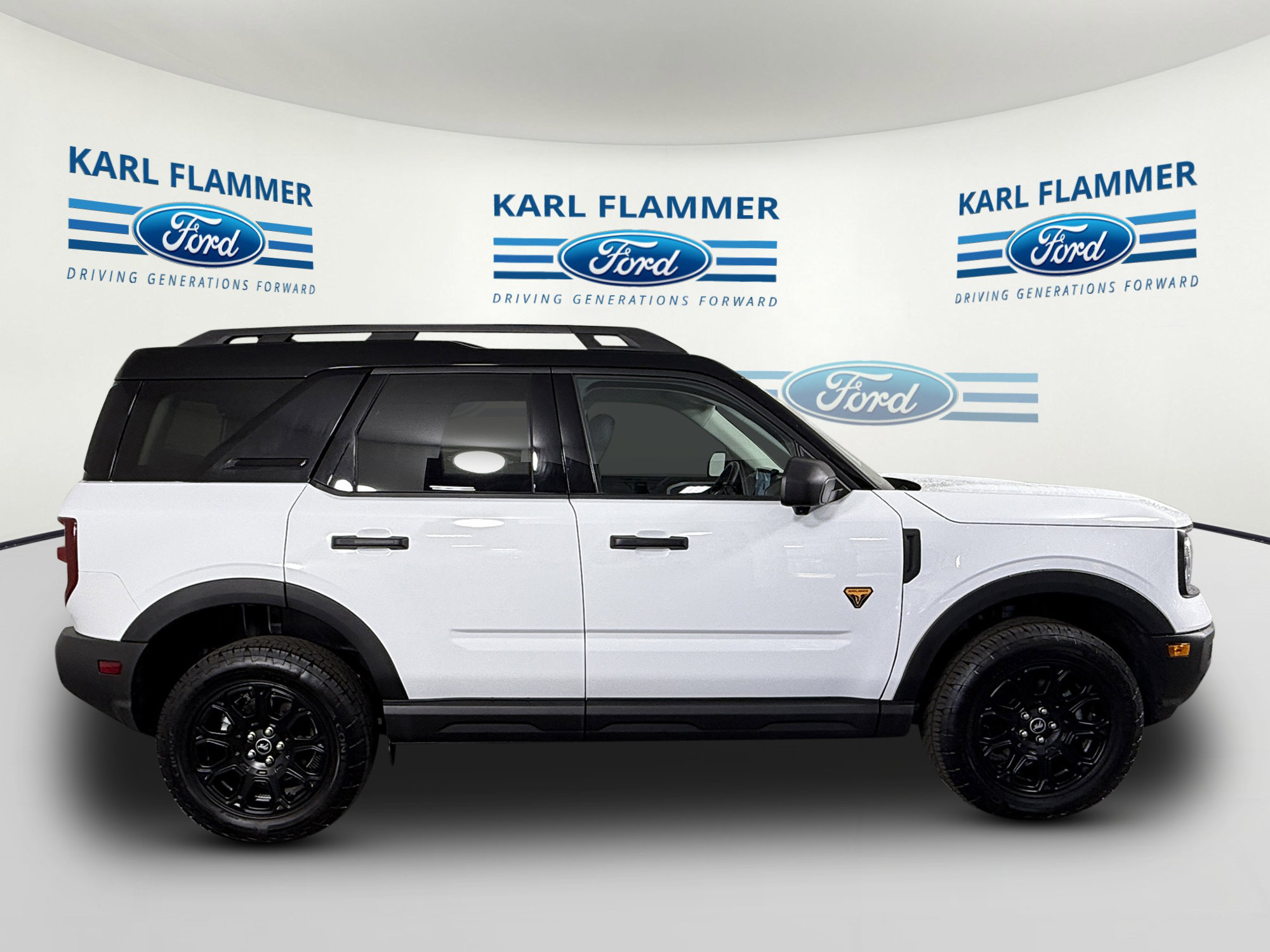 Certified 2025 Ford Bronco Sport Badlands AWD/4WD image 2
