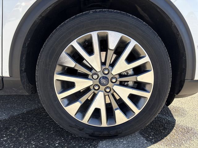 Certified 2020 Ford Escape Titanium image 52