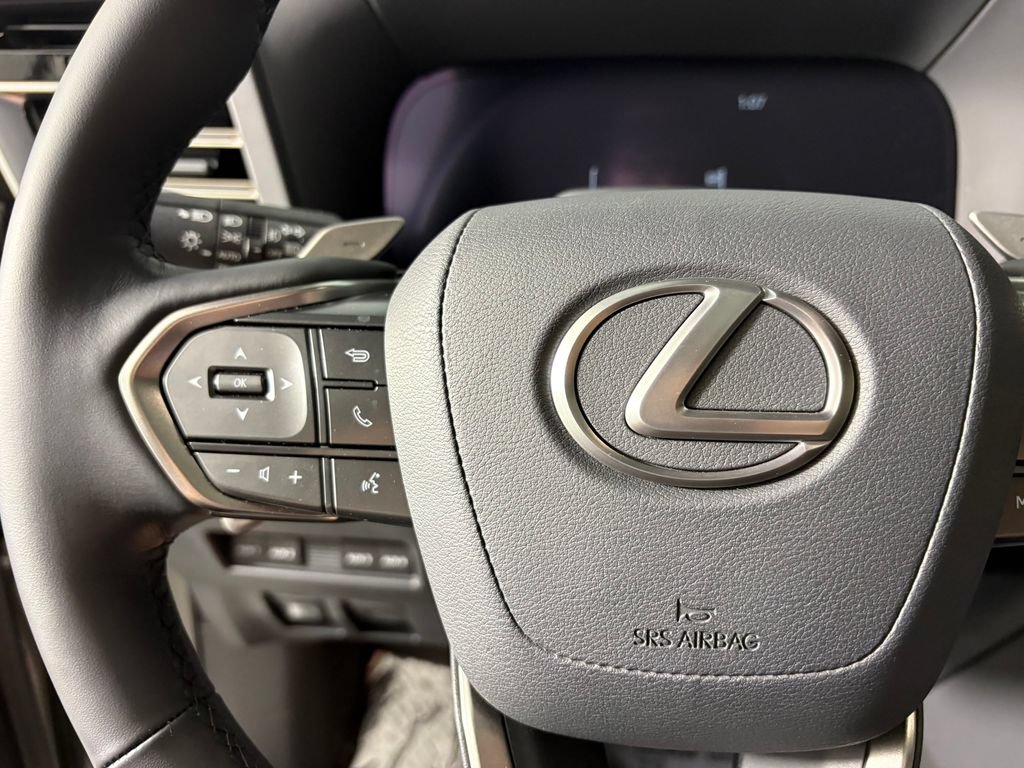 Used 2025 Lexus GX 550 w/ Accessory Package (CT) AWD/4WD image 23