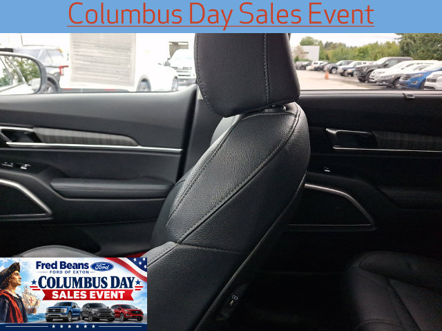 Used 2024 Kia Telluride EX w/ EX Captain's Chair Package FWD image 17