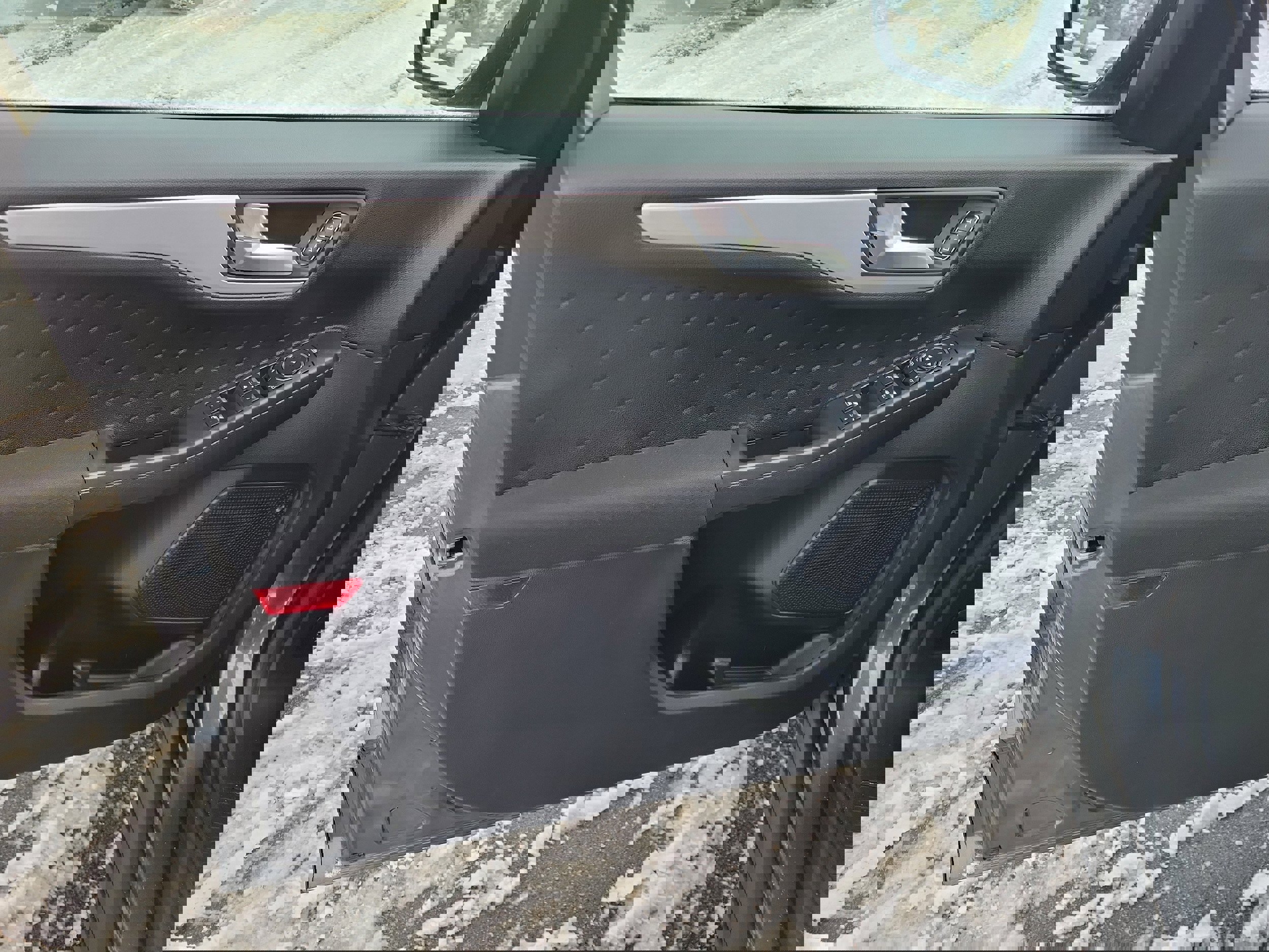 Certified 2020 Ford Escape SE image 15