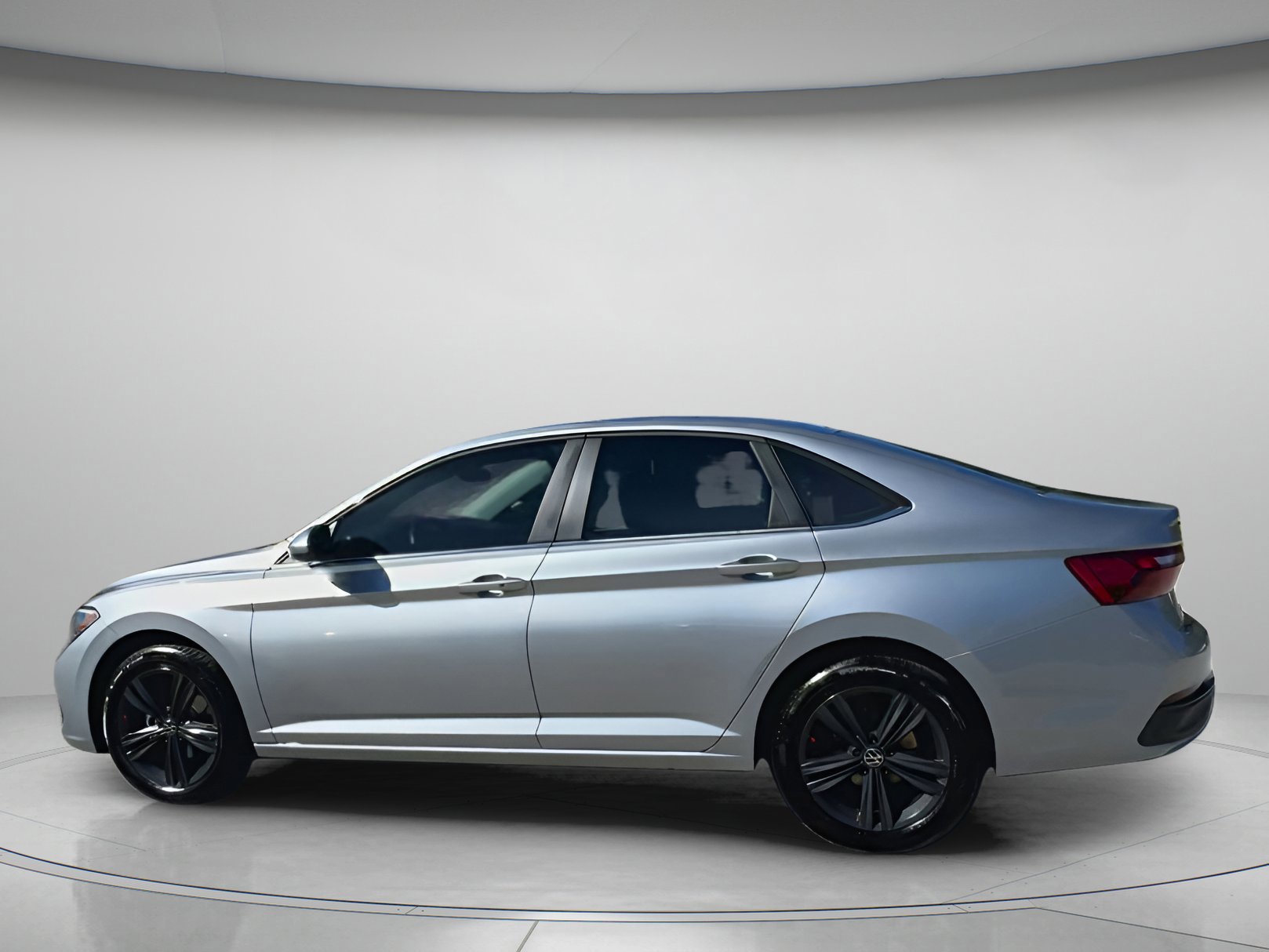 Used 2024 Volkswagen Jetta SE image 11