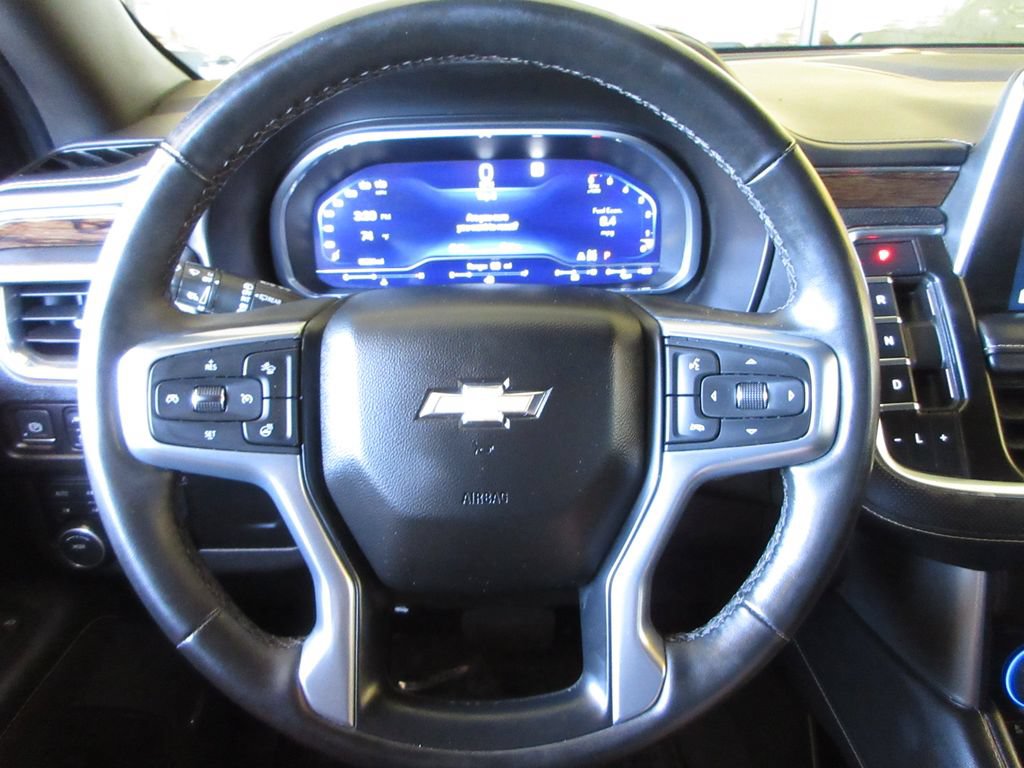 Used 2023 Chevrolet Suburban Premier AWD/4WD image 14