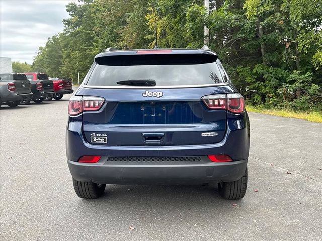 Used 2018 Jeep Compass Latitude w/ Cold Weather Group AWD/4WD image 7
