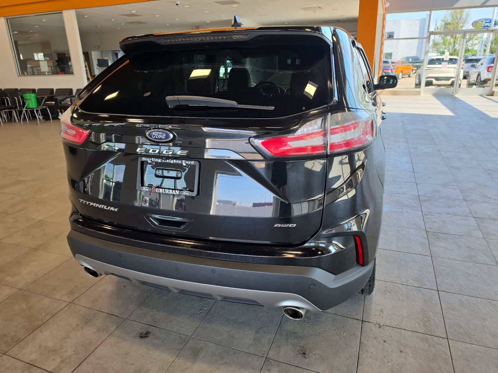 Certified 2022 Ford Edge Titanium AWD/4WD image 8