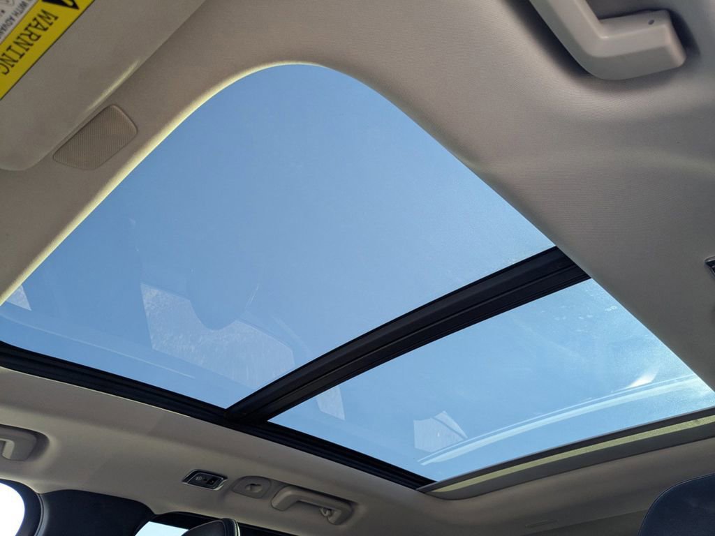 Used 2020 Volvo XC90 T5 Momentum image 24