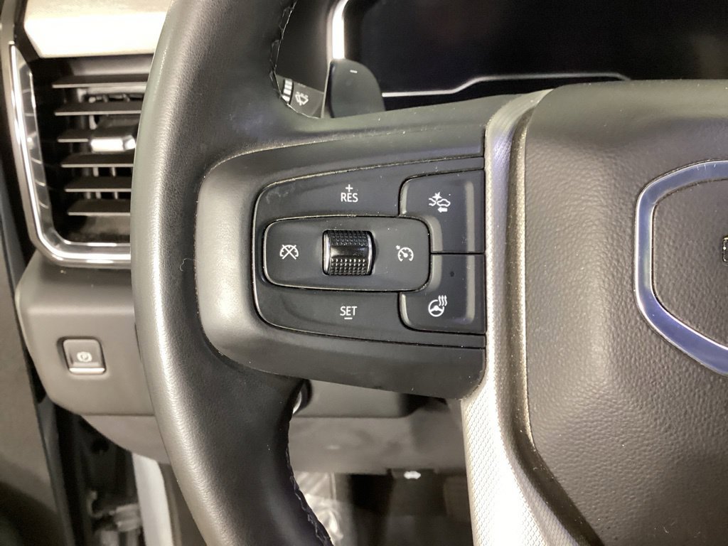Used 2025 GMC Sierra 1500 Denali w/ Technology Package AWD/4WD image 14