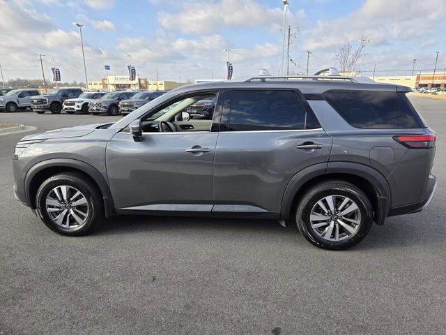 Used 2023 Nissan Pathfinder SL image 8
