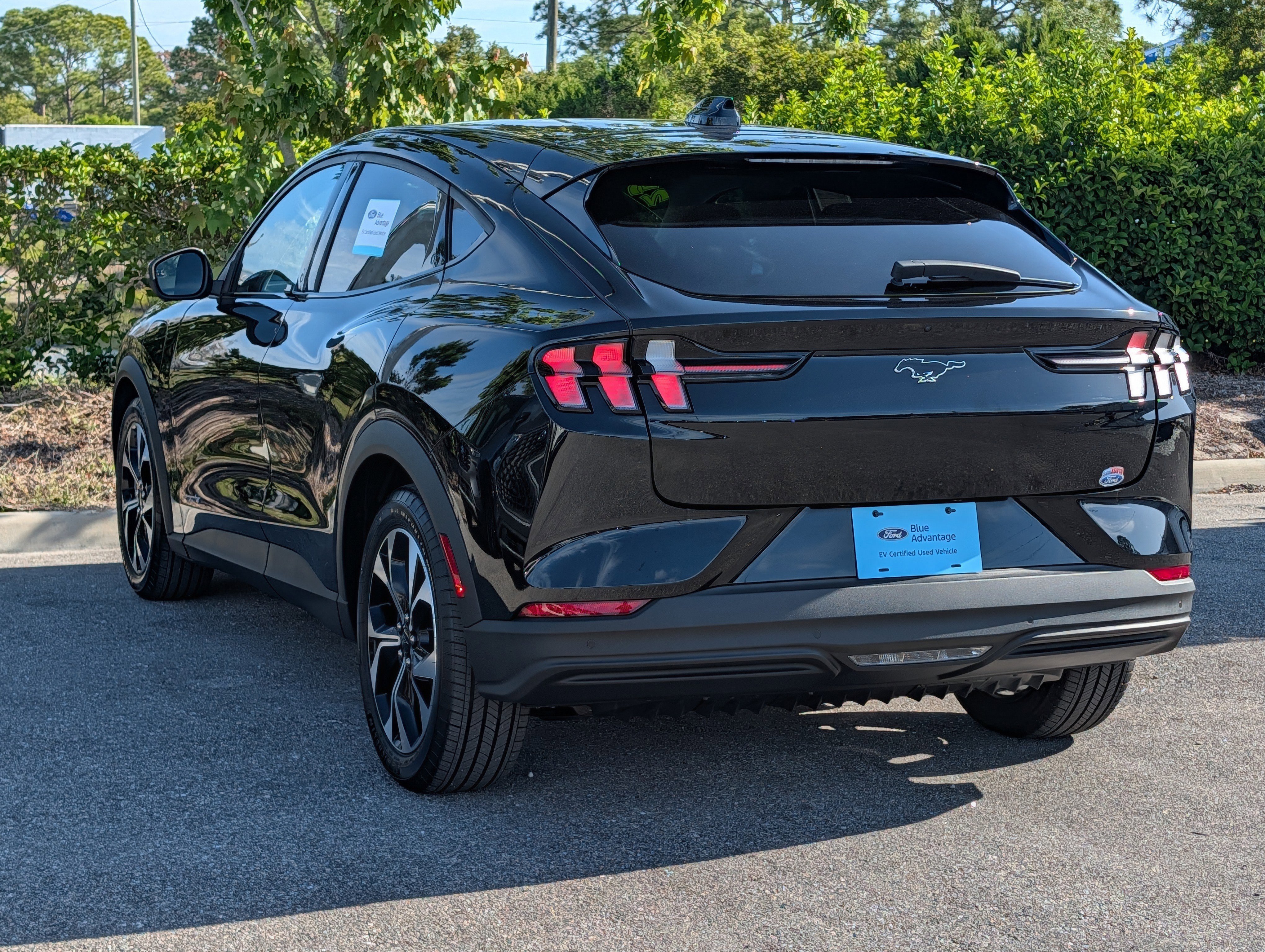Certified 2025 Ford Mustang Mach-E Select RWD image 6