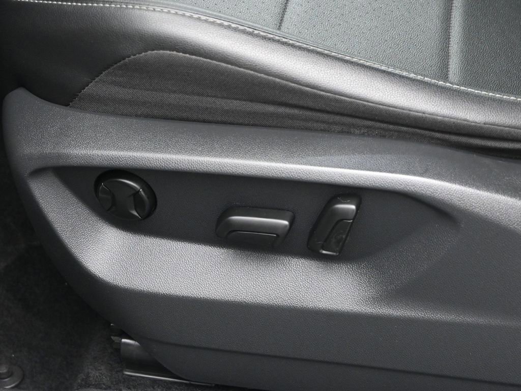 Used 2019 Volkswagen Tiguan SEL image 37