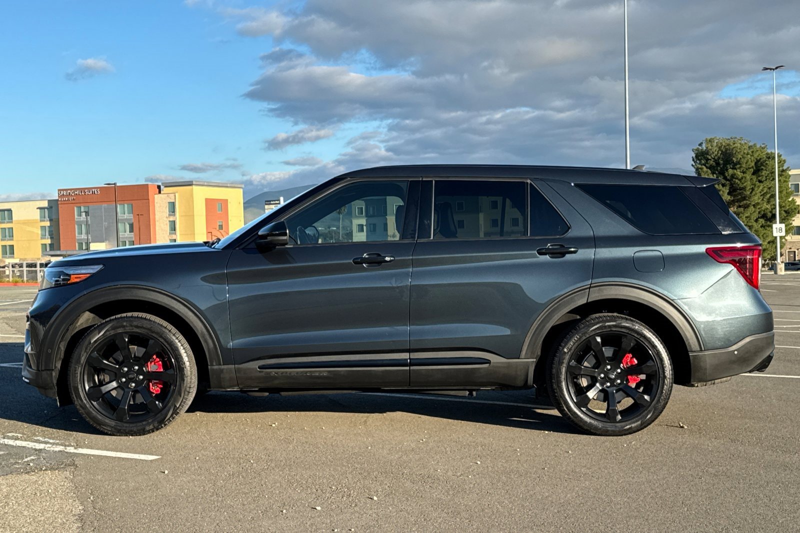 Certified 2022 Ford Explorer ST w/ Equipment Group 401A image 7