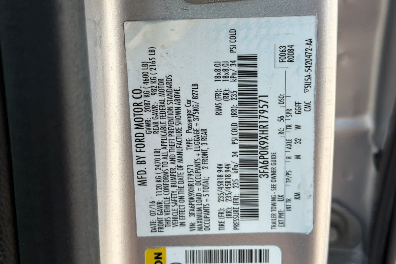 Certified 2017 Ford Fusion Titanium FWD image 29