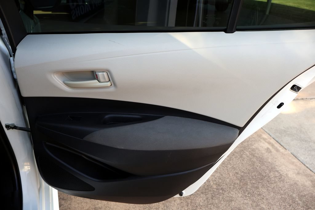 Used 2022 Toyota Corolla LE FWD image 20