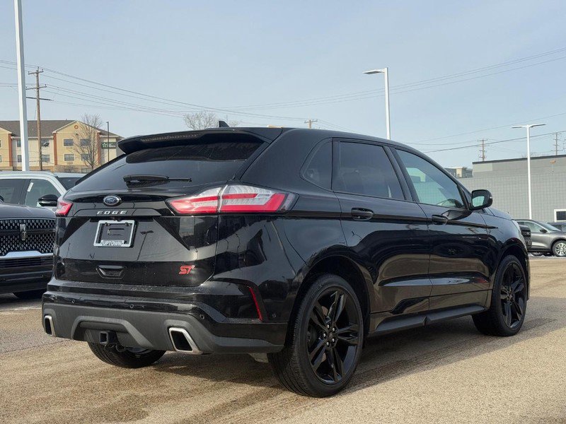 Certified 2024 Ford Edge ST w/ Equipment Group 401A image 4