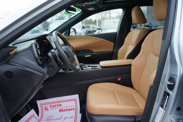 Used 2025 Lexus RX 350 Premium w/ Convenience Package image 11