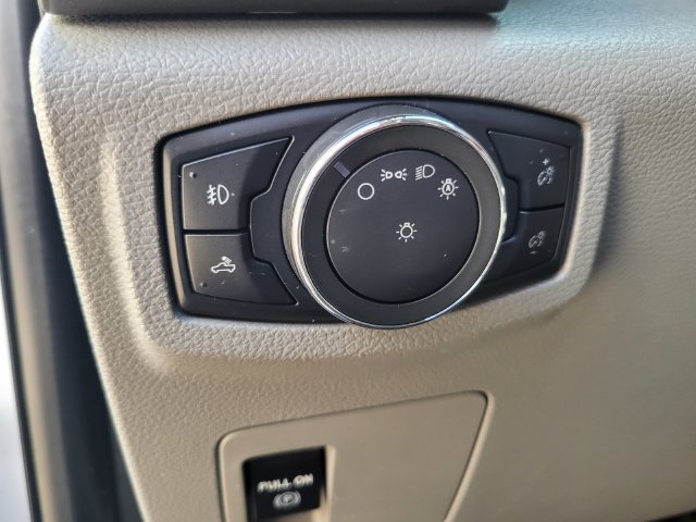 Certified 2018 Ford F150 XLT AWD/4WD image 17