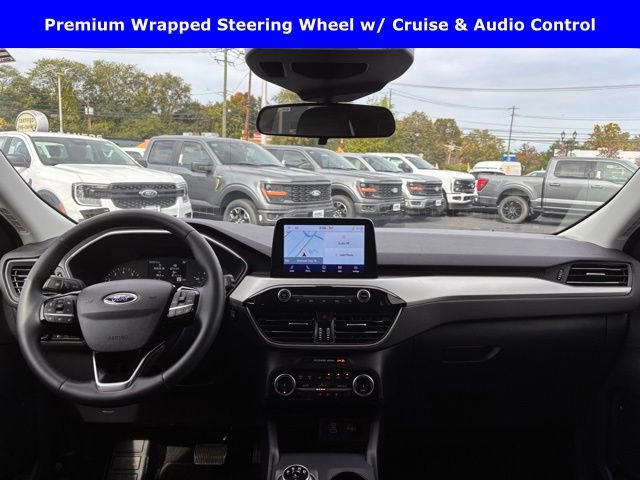 Certified 2022 Ford Escape SEL image 10