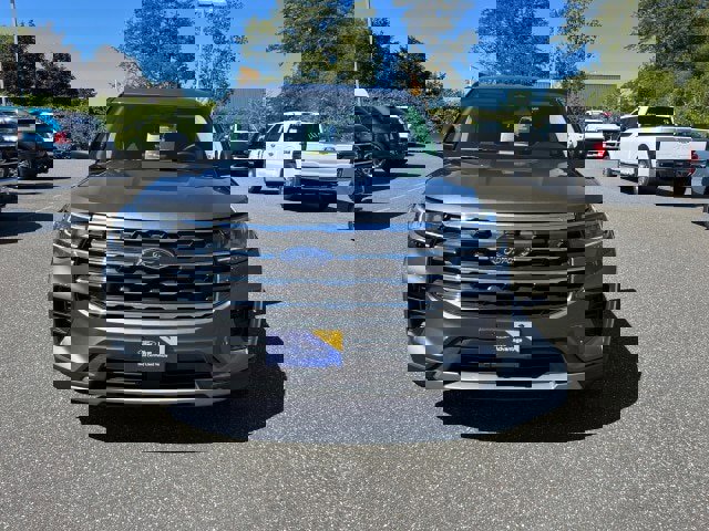 Certified 2025 Ford Explorer Active image 7