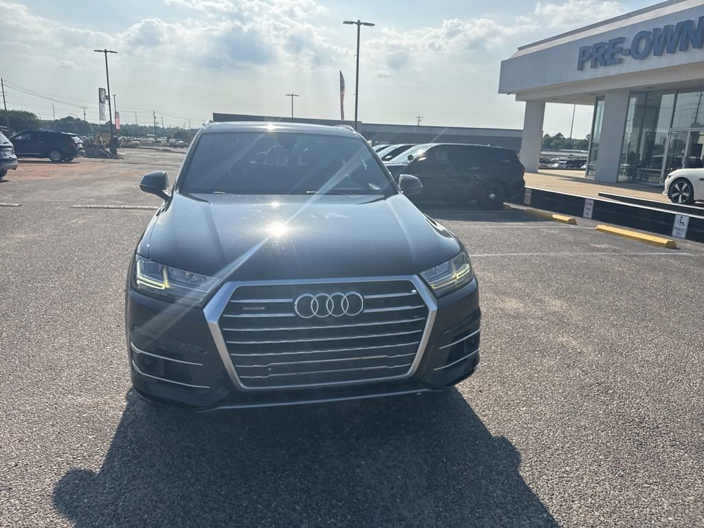 Used 2018 Audi Q7 2.0T Premium Plus w/ Premium Plus Package AWD/4WD image 3