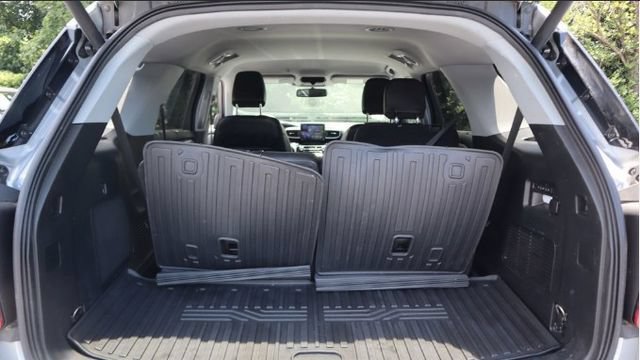Certified 2022 Ford Explorer Limited w/ Equipment Group 301A RWD image 6