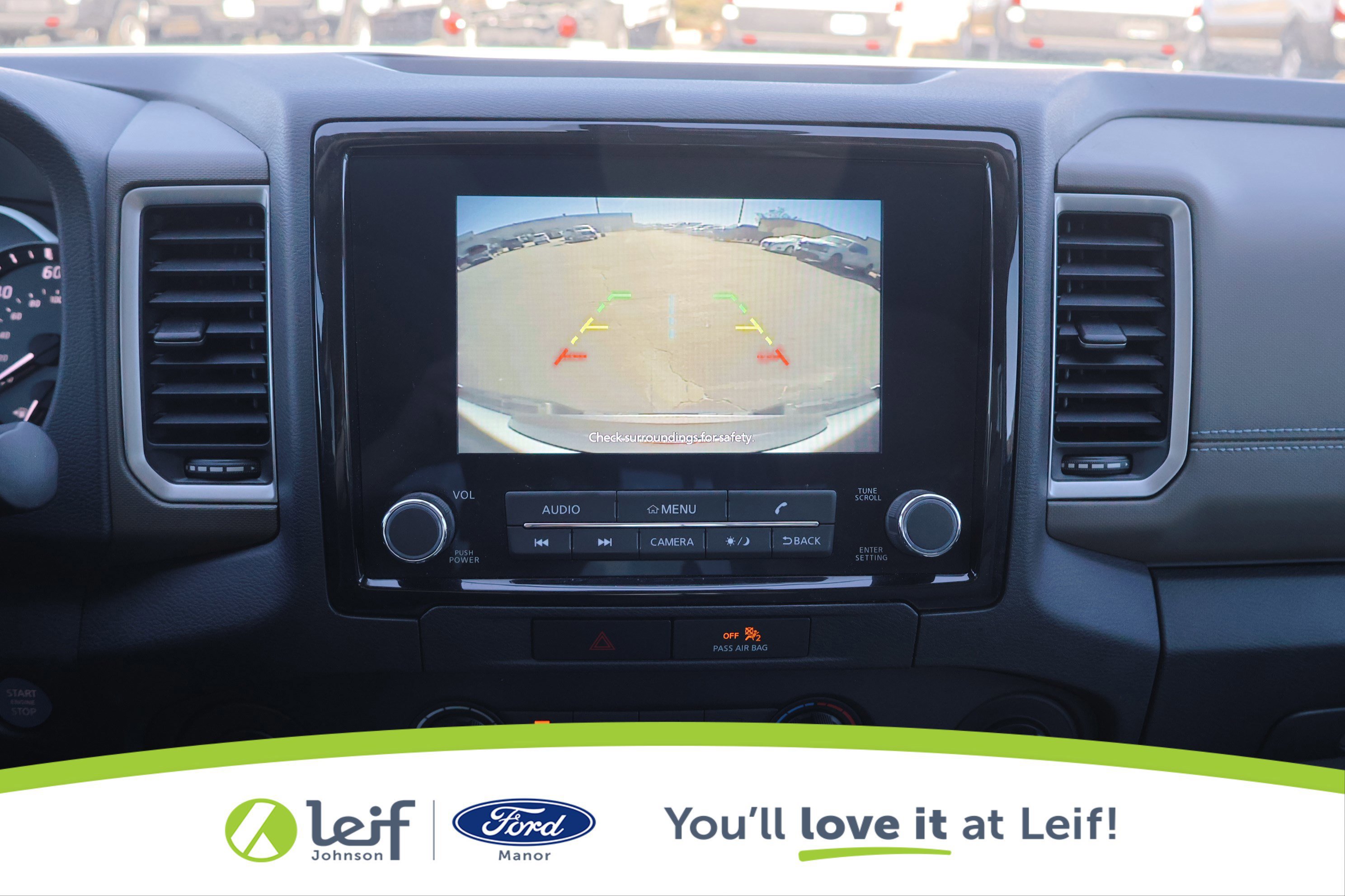 Used 2022 Nissan Frontier SV w/ Technology Package image 21