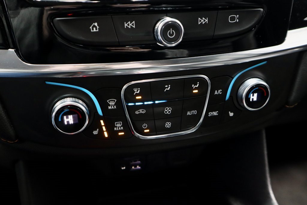 Used 2021 Chevrolet Traverse RS w/ LPO, Cargo Package image 34