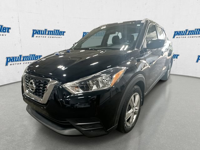 Used 2018 Nissan Kicks S