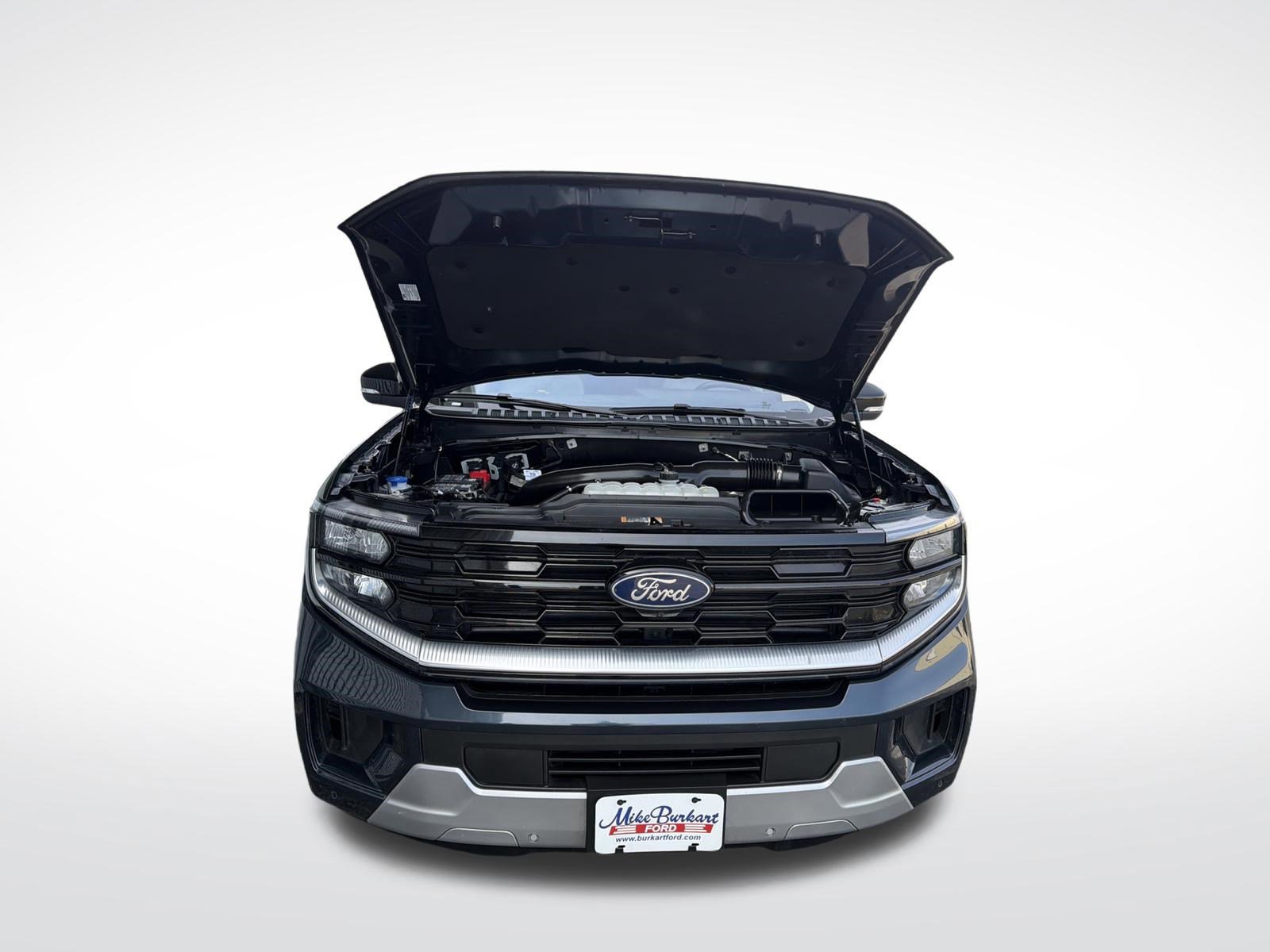 Certified 2025 Ford Expedition Platinum w/ Driver's Package image 13