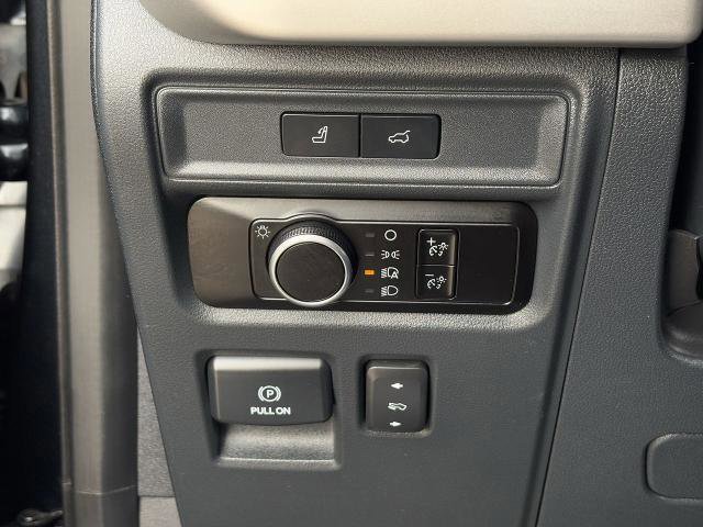 Certified 2023 Ford Expedition XLT image 23