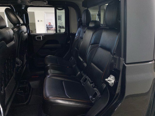 Used 2021 Jeep Gladiator Mojave AWD/4WD image 9
