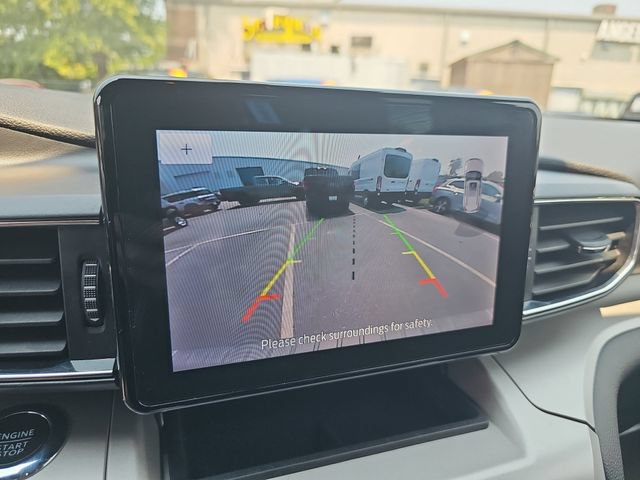 Certified 2023 Ford Explorer XLT w/ Equipment Group 202A AWD/4WD image 29