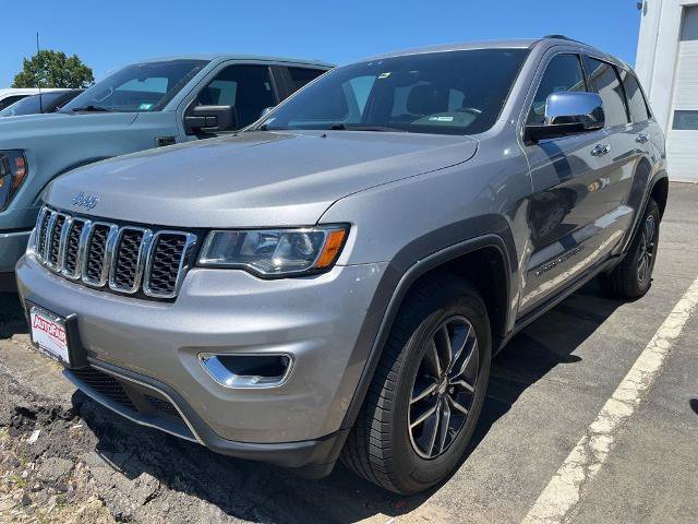 Used 2017 Jeep Grand Cherokee Limited AWD/4WD image 2